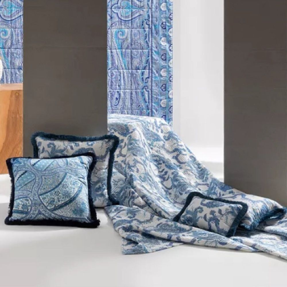 ETRO Home Loures Queen Quilted Bedspread, Paisley White & Blue, NWT